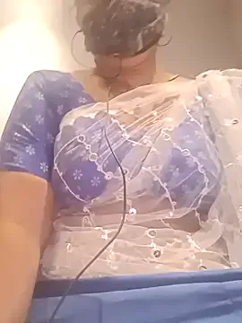 MelissaGolden – webcam model profile photo Image 2