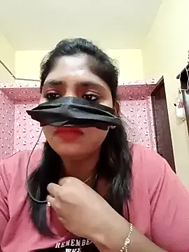 RoxieHill – webcam model profile photo Image 6