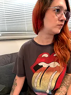 EmyLana – webcam model profile photo Image 12