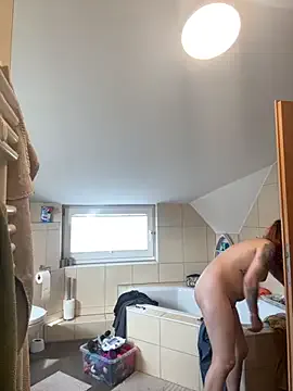 EmyLana – webcam model profile photo Image 15