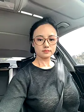 CassieGil – webcam model profile photo Image 14