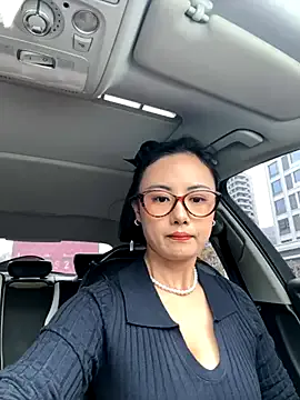 CassieGil – webcam model profile photo Image 16