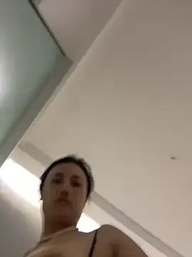 CassieGil – webcam model profile photo Image 8