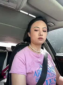 CassieGil – webcam model profile photo Image 9