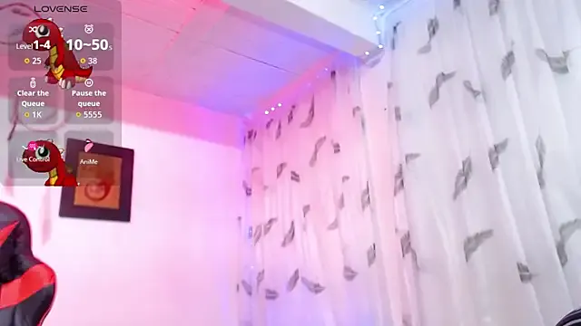 touch_me_if_you_can – webcam model profile photo Image 18