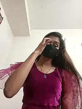 LaraPunkt – webcam model profile photo Image 6