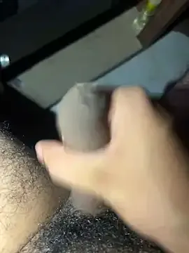 AmyBelmontt – webcam model profile photo Image 4