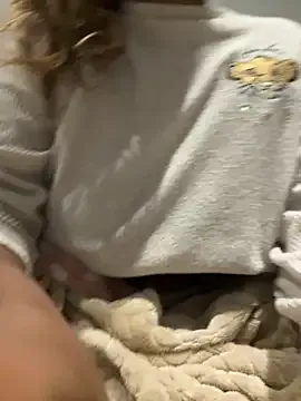 TaraHunter – webcam model profile photo Image 18