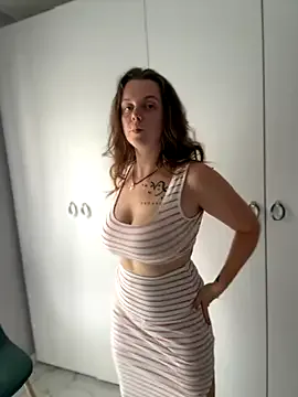 KaraNoir – webcam model profile photo Image 15