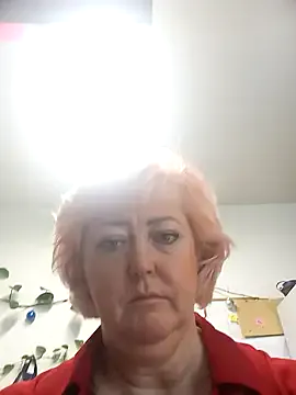 KaraNoir – webcam model profile photo Image 12