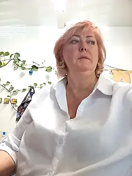 KaraNoir – webcam model profile photo Image 16