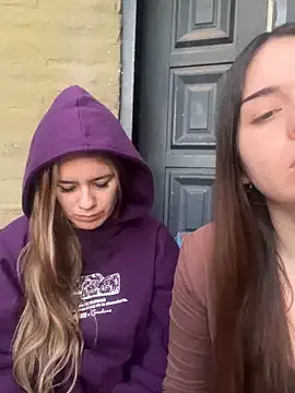 PaulinaSwift – webcam model profile photo Image 18