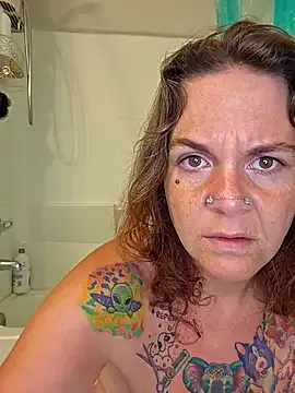 bathory_vamps – webcam model profile photo Image 8