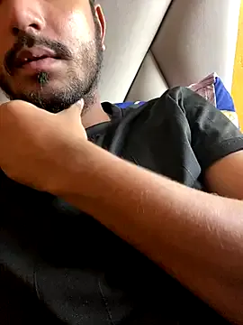 EliotStone – webcam model profile photo Image 18