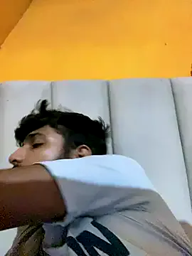 EliotStone – webcam model profile photo Image 5