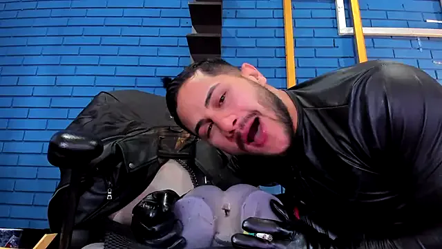 passionprince69 – webcam model profile photo Image 5