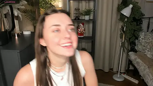 AmyBelmontt – webcam model profile photo Image 14