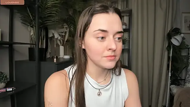 AmyBelmontt – webcam model profile photo Image 9