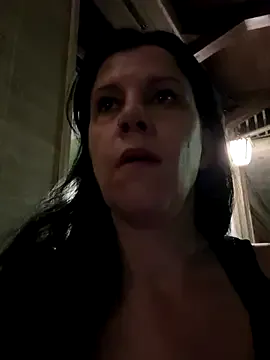 KaraNoir – webcam model profile photo Image 3