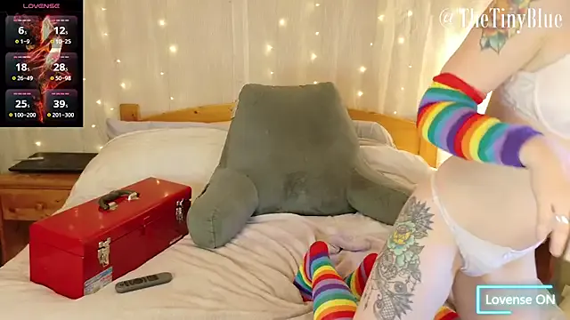 AmyBelmontt – webcam model profile photo Image 9