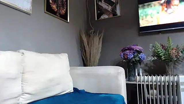 Emmy_Foxx – webcam model profile photo Image 19