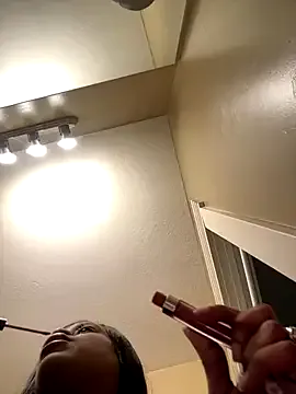 LyahLenox – webcam model profile photo Image 15