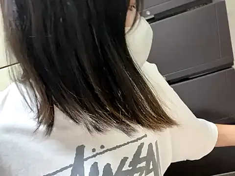 CassieGil – webcam model profile photo Image 14