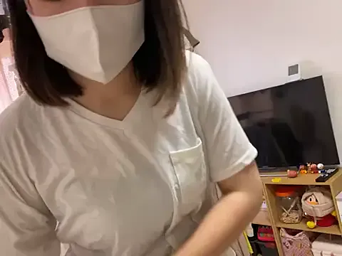 CassieGil – webcam model profile photo Image 9