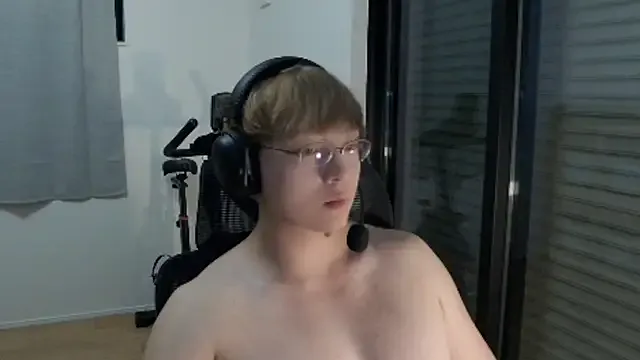 KhloeWonders – webcam model profile photo Image 11