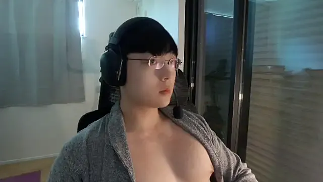 KhloeWonders – webcam model profile photo Image 17