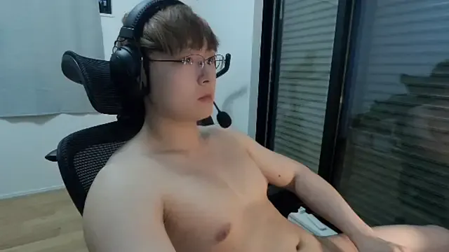 KhloeWonders – webcam model profile photo Image 2