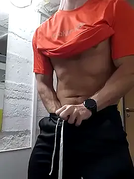 KaraNoir – webcam model profile photo Image 11