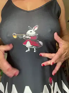 SophieBlaake – webcam model profile photo Image 8