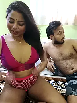 Noya – webcam model profile photo Image 9