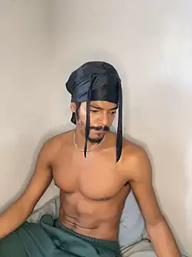 Kathia_Ferrer – webcam model profile photo Image 8