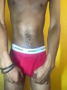 PaulinaSwift – webcam model profile photo Image 11