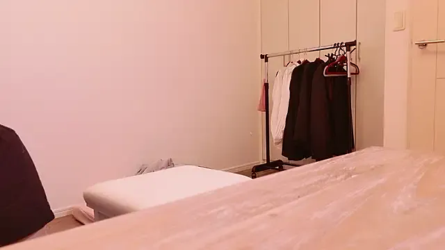 AbrilSilva – webcam model profile photo Image 12