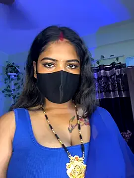 MartinaWolf – webcam model profile photo Image 9