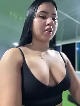 OneInAMillionXXX – webcam model profile photo Image 11