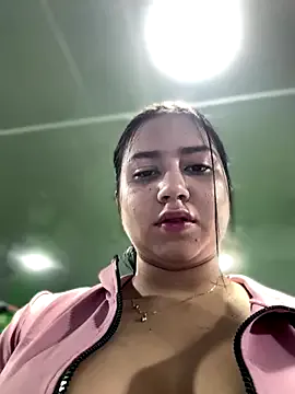 OneInAMillionXXX – webcam model profile photo Image 13