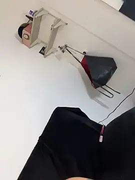 SweetandSluttyMilf – webcam model profile photo Image 15