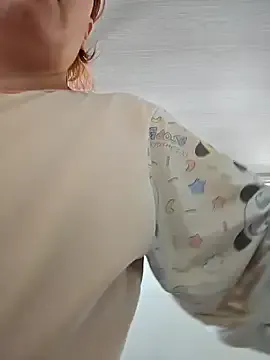 OlyRosee – webcam model profile photo Image 3