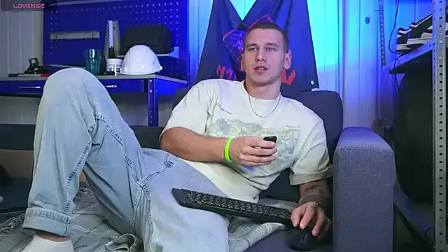 MiaRosel – webcam model profile photo Image 19