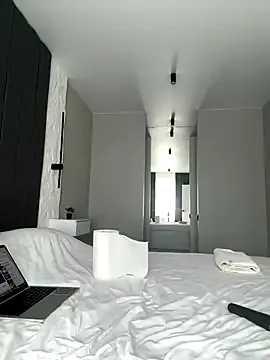 SienaCruz – webcam model profile photo Image 14