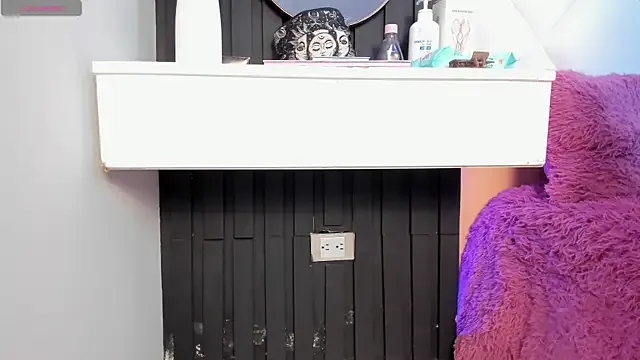 CristalBaldwin19 – webcam model profile photo Image 17