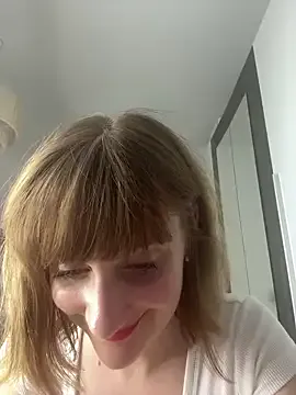 EngelGracee – webcam model profile photo Image 3