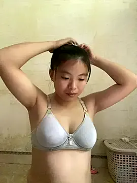 MIZUKI88888 – webcam model profile photo Image 10