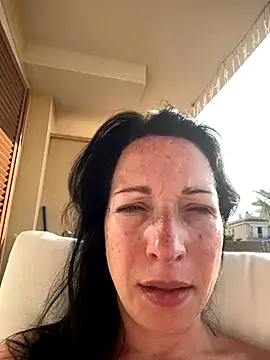 ChloeeGill – webcam model profile photo Image 8