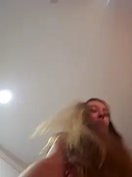 AnneRusel – webcam model profile photo Image 9