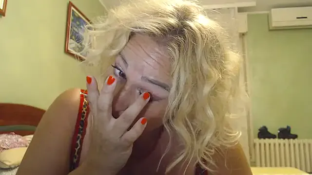 GabrielaZahar – webcam model profile photo Image 9